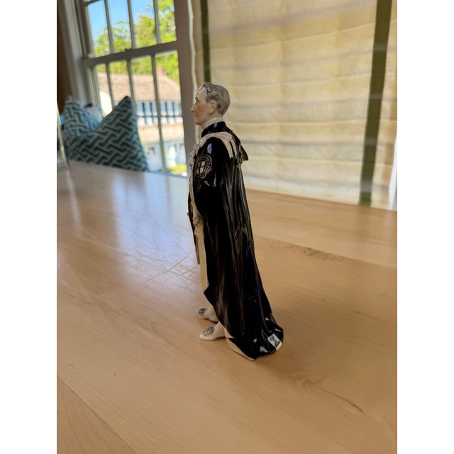 1910s 1910s Dresden Figure of a Knight of the Garter For Sale - Image 5 of 6