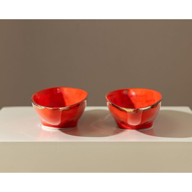 Mid-Century Modern California Pottery Red Boat Bowls With Gold Trim - A Pair For Sale In Sacramento - Image 6 of 11