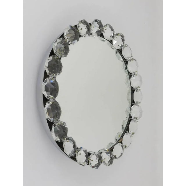 Mid-Century Austrian Backlit Wall Mirror with Diamond-Shaped Crystals from Bakalowits & Söhne, 1950 For Sale - Image 4 of 10