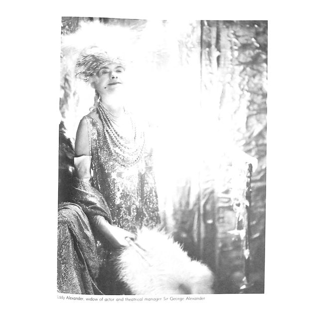 Paper "Cecil Beaton: Memoirs of the 40's" 1972 Beaton, Cecil (Inscribed) For Sale - Image 7 of 10