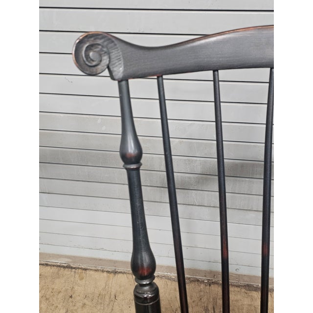 Richard Dimes Company d.r. Dimes Black Fan Back Carved Windsor Arm Chair Bench Made New Hampshire For Sale - Image 4 of 12
