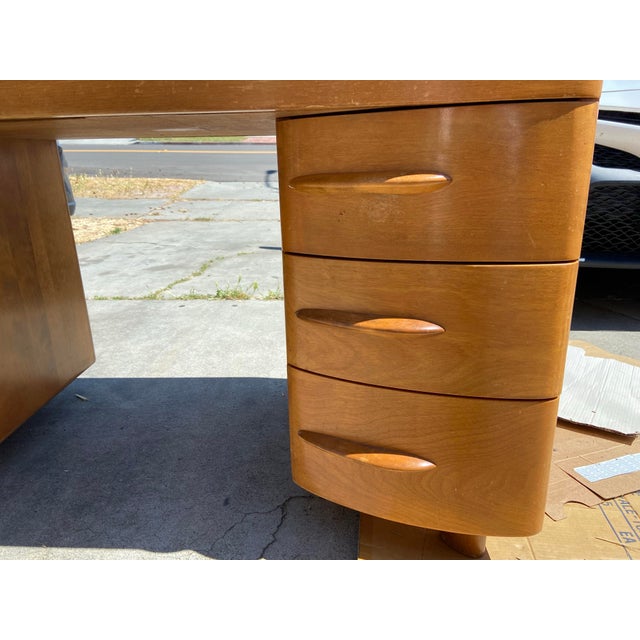 Heywood-Wakefield 1960s Heywood Wakefield Vintage Mid Century Modern Partner Desk - Needs Restoration For Sale - Image 4 of 12