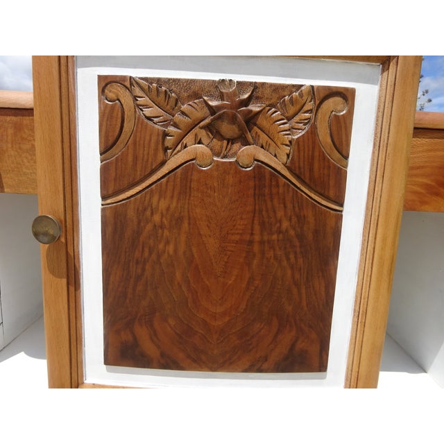 1930s Large Art Deco Bedside Table in Light Wood, 1930s For Sale - Image 5 of 18
