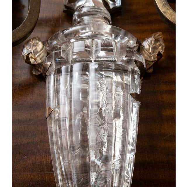 1920s French Regency Crystal Floral Wall Sconce Attributed to Maison Bagues For Sale - Image 9 of 18