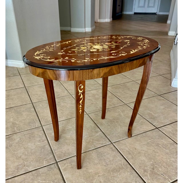 1980s Italian Sorrento Handmade Inlaid Marquetry Side Table For Sale - Image 5 of 18