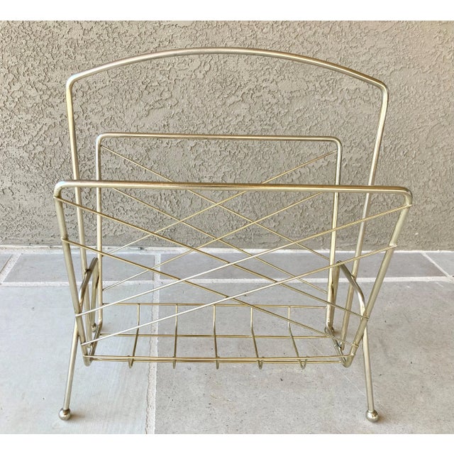 -Mid 20th-Century Atomic-Style Brass-Plated Metal Wire Media Rack For Sale - Image 13 of 13