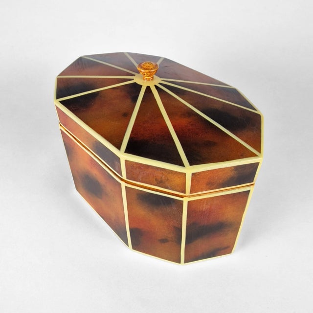 Traditional Vintage Maitland Smith Decagon Georgian Style Faux Tortoise Shell Decorative Box Caddy For Sale - Image 3 of 10