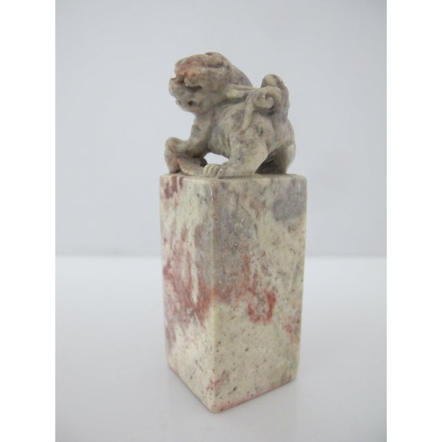 Stone Chinese Foo Dog Guardian Carved Shoushan Stone Miniature Chop Seal Stamp For Sale - Image 7 of 8