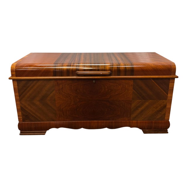 Vintage Lane Art Deco Style Mahogany & Burlwood Cedar Lined Trunk / Blanket Chest For Sale
