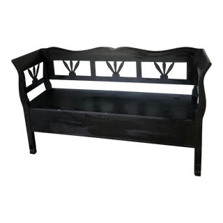 1990s Americana Vintage Pine Bench With Storage For Sale