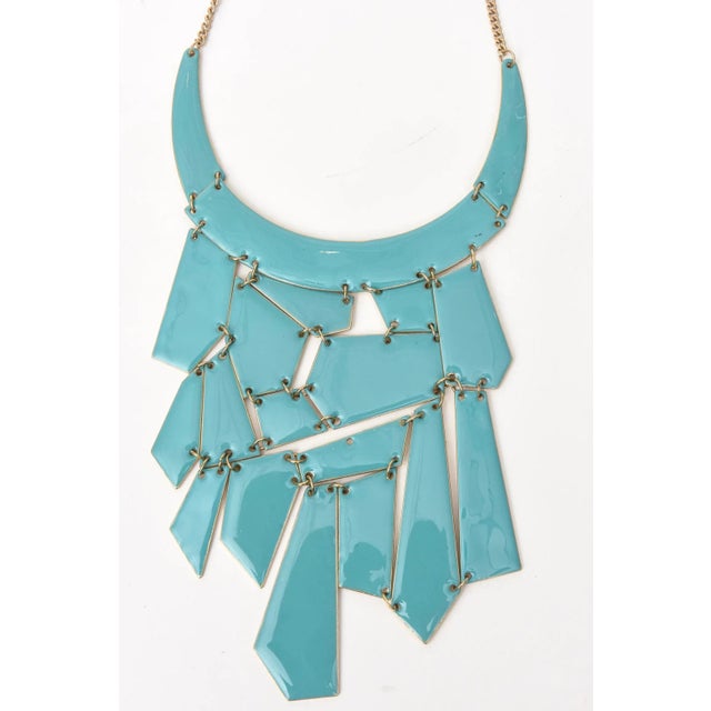 Abstract Turquoise Enamel and Gilt Chain Bib Necklace For Sale - Image 3 of 10
