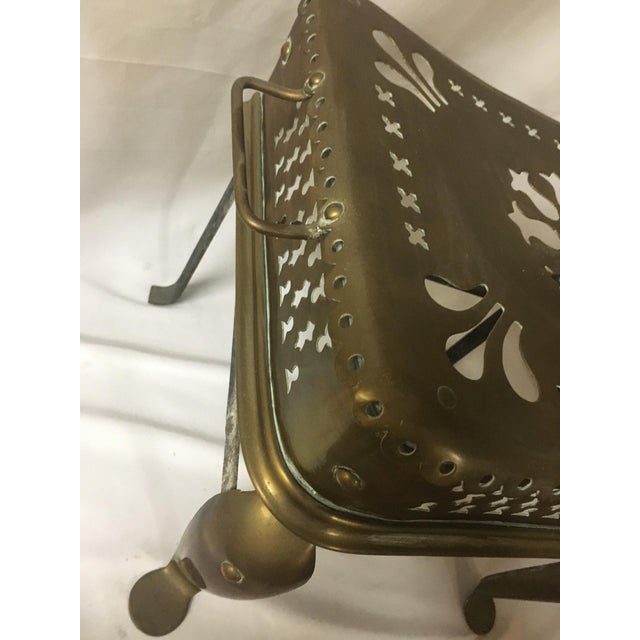 19thc Regency Reticulated Pinwheel Design Brass Trivet/Footman W/Cabriole Legs For Sale - Image 4 of 12
