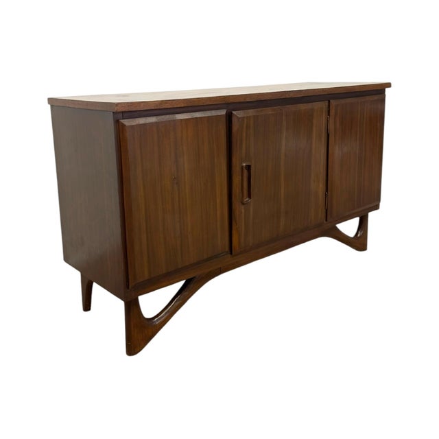 1970s Vintage Mid-Century Modern Sideboard Credenza With Adrian Pearsall Style Base For Sale - Image 5 of 7