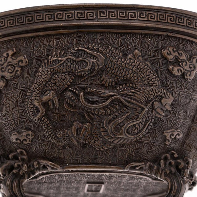 Antique Japanese Edo Style Bronze Vessel, 19th Century For Sale - Image 12 of 18