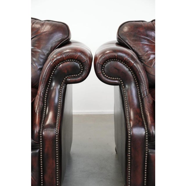 English Style Red-Mottled Cowhide Chesterfield Armchairs, Set of 2 For Sale - Image 10 of 16