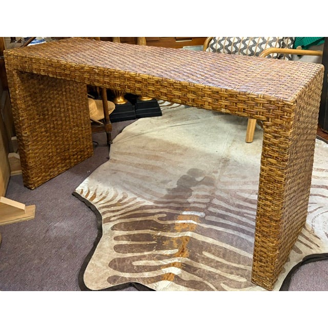 Mid-Century Modern Vintage Waterfall Console Table in a Woven Wicker, Raffia Basketweave Design For Sale - Image 3 of 7