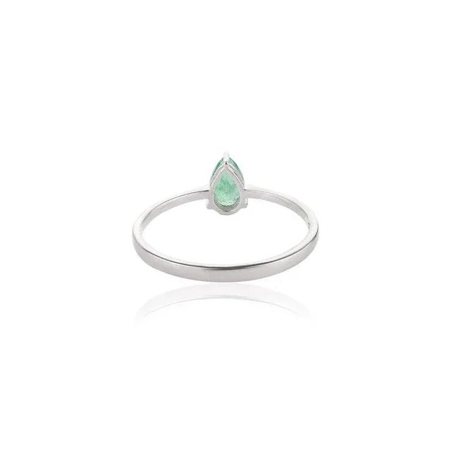 18k Gold Emerald Gemstone Vintate Jewelry Set- Solitaire Ring & Earrings For Sale - Image 10 of 17