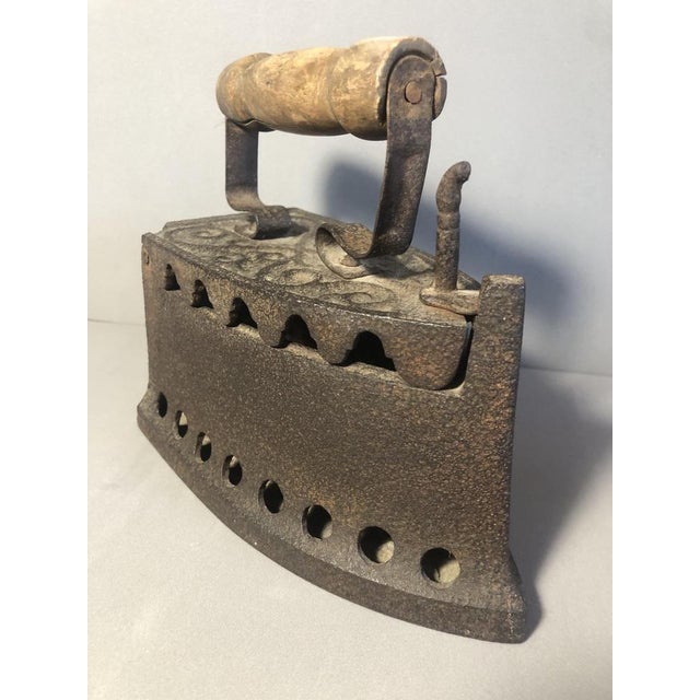 Antique Cast Iron Charcoal Griddle For Sale - Image 3 of 14