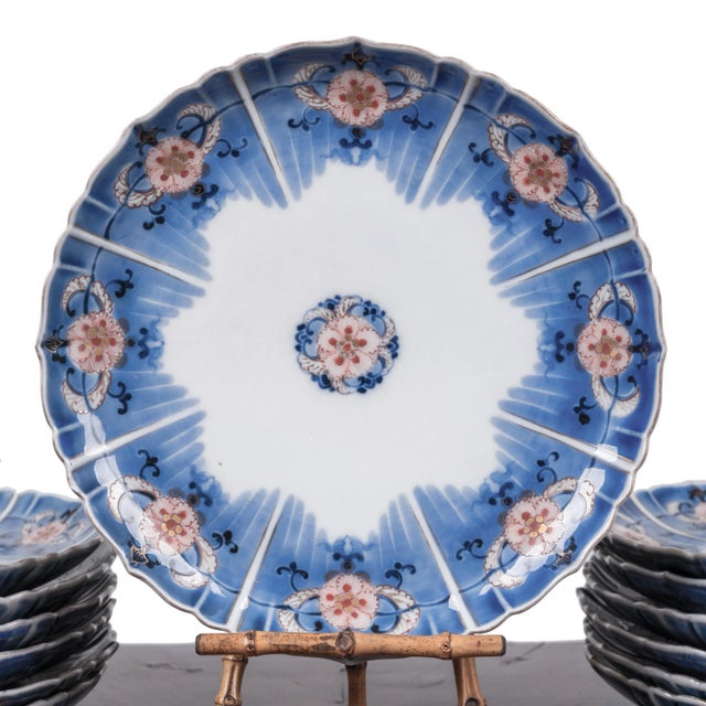 Chinese 18th Century Chinese Kangxi Imari Plates- Set of 13 For Sale - Image 3 of 13