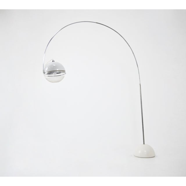 1970s Focus Floor Lamp by Fabio Lenci for Guzzini, 1970s For Sale - Image 5 of 17