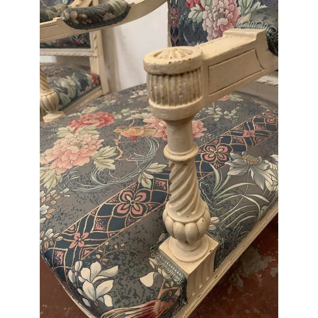 Louis XVI Style Armchairs in White Lacquered Beech, 20th Century, Set of 2 For Sale - Image 4 of 12