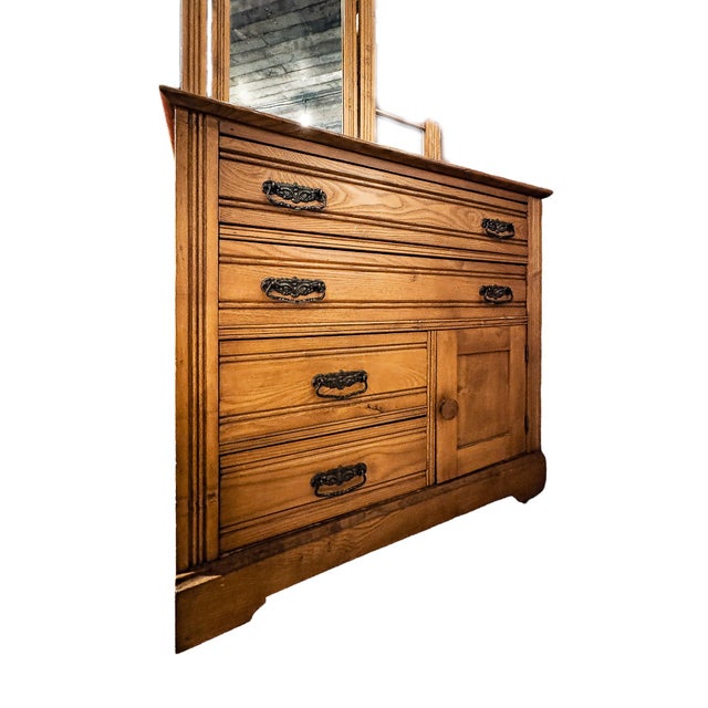 Victorian Early 20th Century Eastlake Dry Sink For Sale - Image 3 of 8