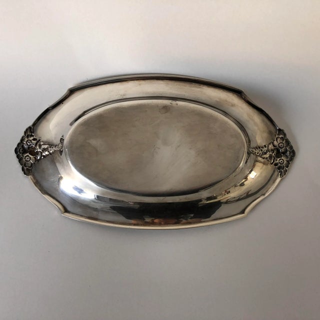 1960s Vintage Wilcox Silver Plate Bread Tray For Sale - Image 5 of 7