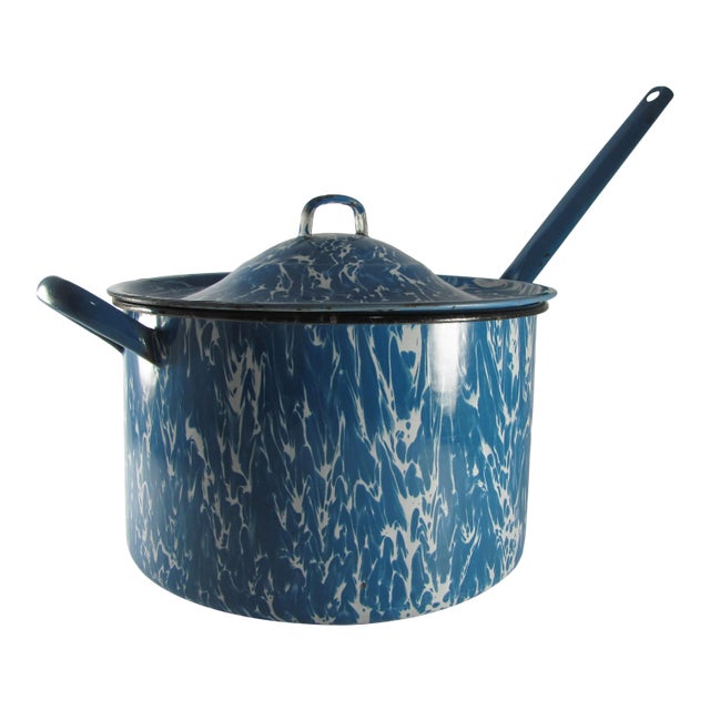 Vintage Graniteware Enamel Blue & White Swirl Marbled Mottled Agate Rustic Pot With Lid For Sale