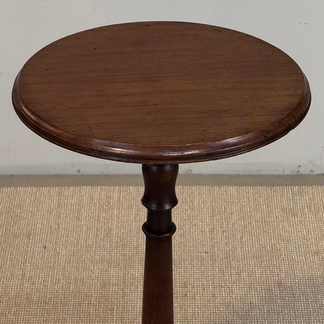 Vintage English Mahogany Lamp Table ~ End Table For Sale - Image 12 of 16