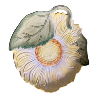 Vintage Tiffany & Co. Majolica Ceramic Flower Shaped Dish in the Style of Mottahedeh Made in Italy Signed For Sale