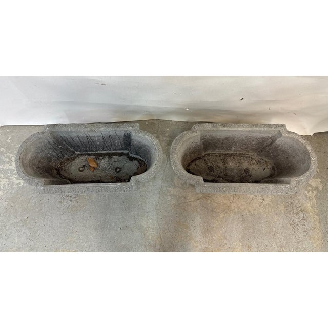 French Neoclassical Style: Pair of Cast Stone Garden Planters For Sale In Philadelphia - Image 6 of 13