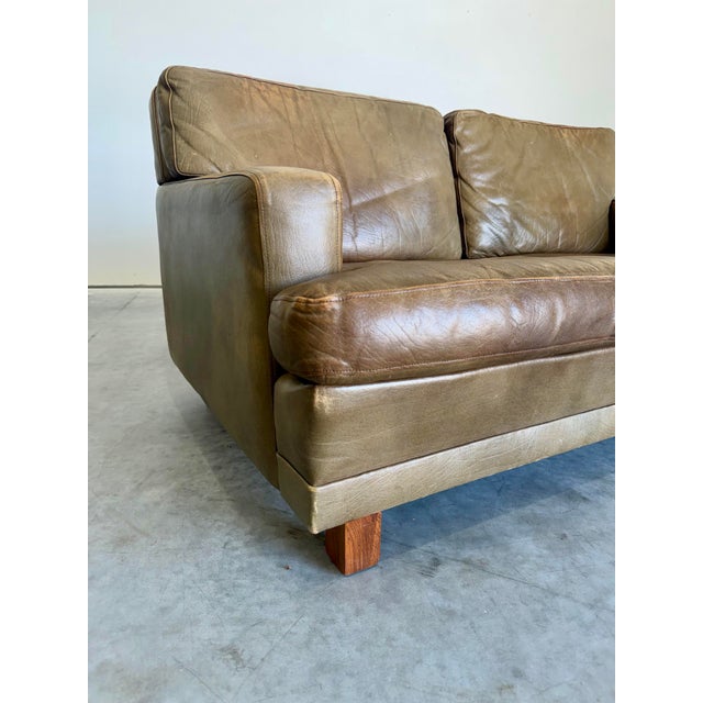 Arne Norell Mid Century Olive Buffalo Leather and Rosewood Loveseat After Arne Norell For Sale - Image 4 of 10