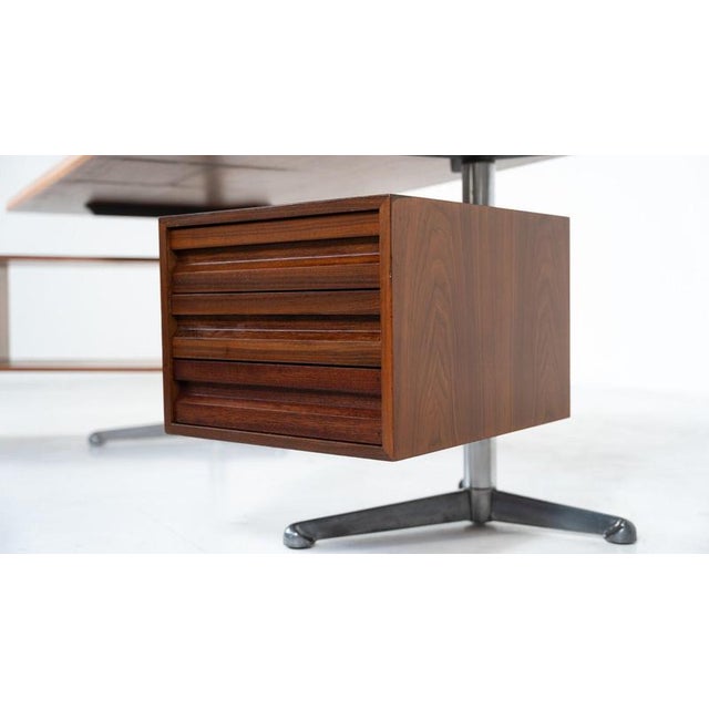 Mid-Century Modern T95 Desk by Osvaldo Borsani, Italy, 1960s For Sale - Image 10 of 18