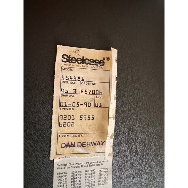 1990s 1990s Steelcase Cantilever Chairs (Pair) – Vintage Modernist Office Design For Sale - Image 5 of 6