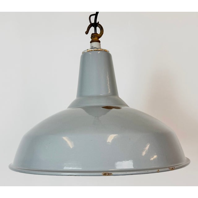1960s Vintage British Industrial Grey Enamel Factory Pendant Lamp, 1960s For Sale - Image 5 of 18