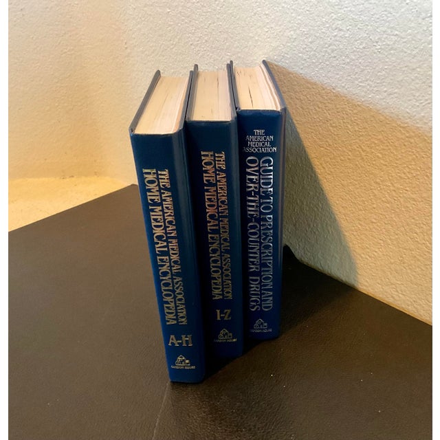A Collection of Home Family Medical Books - A Set of Three (3) For Sale - Image 4 of 5