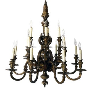 Early 20th Century French Louis XIII Style Bronze 16-Light Chandelier For Sale