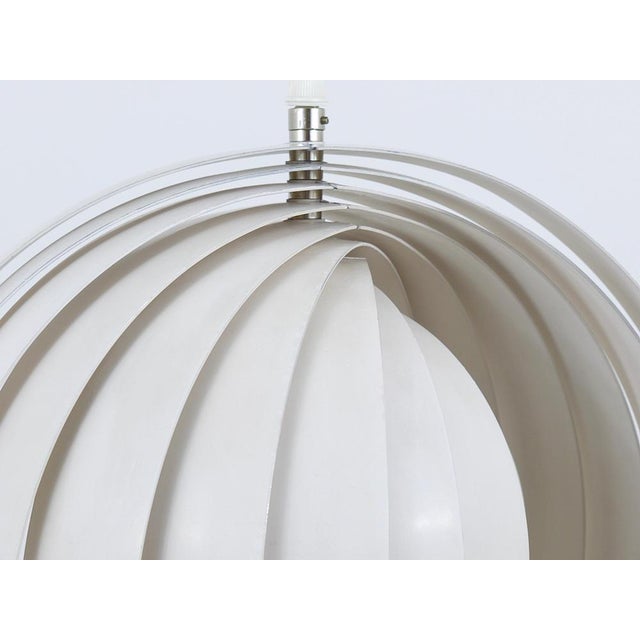Metal White Moon Lamp by Verner Panton for Louis Poulsen, 1960s For Sale - Image 7 of 17