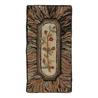 Antique Hooked Runner With Floral Casket Medallion & Striae - Rug & Kilim For Sale