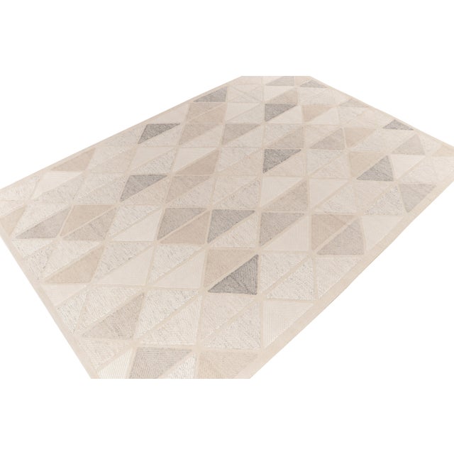 Looking for a custom size? For more information on customization capabilities, please reach out to custom@chairish.com....