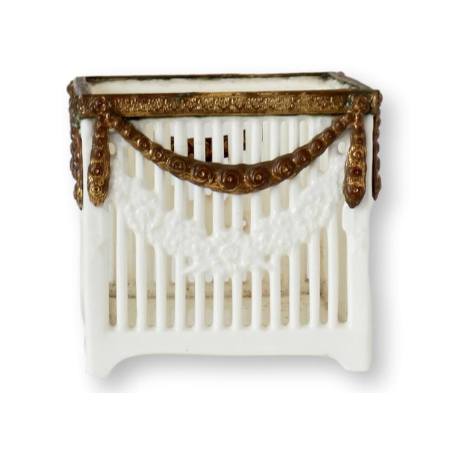 Traditional Early 20th Century Max Roesler Creamware Cache Pot woth Brass For Sale - Image 3 of 4