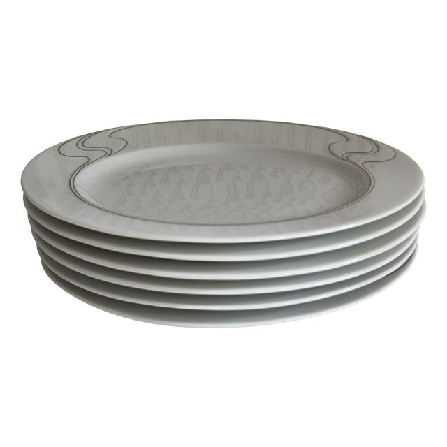 White and Gilt Asimmetria Salad Plates by Björn Wiinblad for Rosenthal Studio Linie, 1992, Set of 6 For Sale