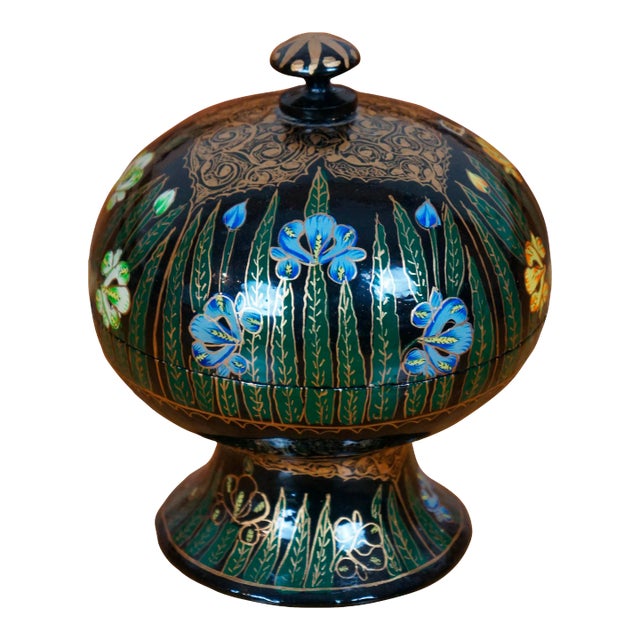 Mid 20th Century India Black Lacquer Kashmir Papier Mache Floral Candy Compote Trinket Box For Sale