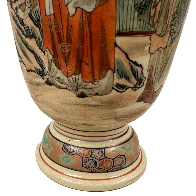 Late Meiji Period to Early Showa Period Japanese Satsuma Earthenware Vase For Sale - Image 12 of 12