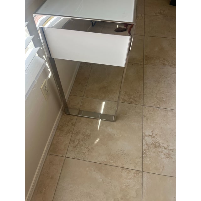 Mid-Century Modern 1980s Modern Polished Steel and White Glass Console For Sale - Image 3 of 10