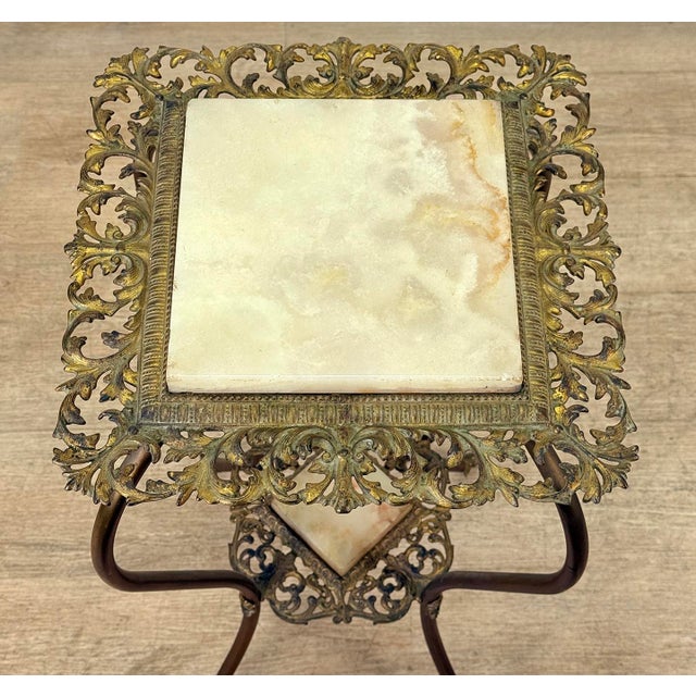 Early 20th Century Antique Victorian Two-Tier Onyx Plant Stand Pedestal Table For Sale - Image 5 of 11