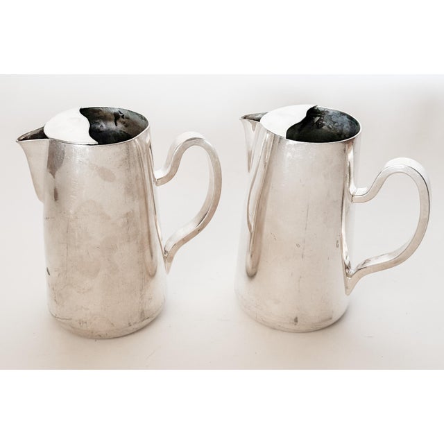 Early 20th Century Vintage Hotel Silver Serving Pitchers by d.w. Haber & Sons, New York, a Pair For Sale - Image 5 of 8