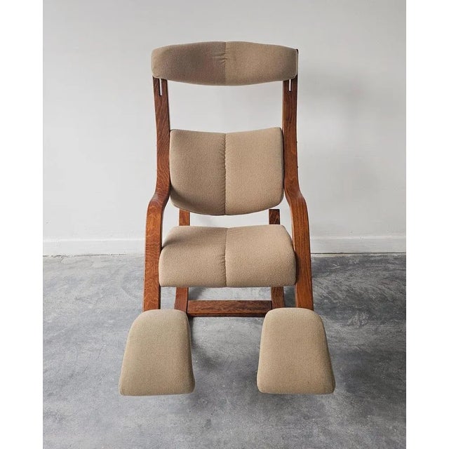 Exceptionally rare "Gravity Balans" chair design by Peter Opsvik for Varier. This iconic piece features futuristic design...