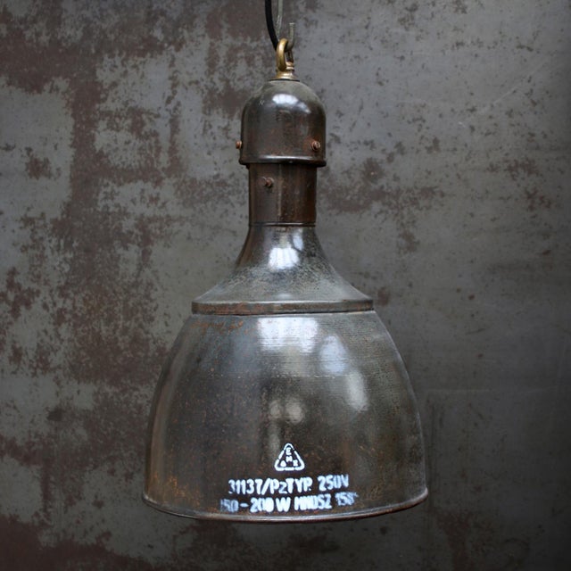 Brown grey enamel Factory pedant light White interior, brass top E27 / E26 Up to 250V (Europe/UK Standard).The wiring of...