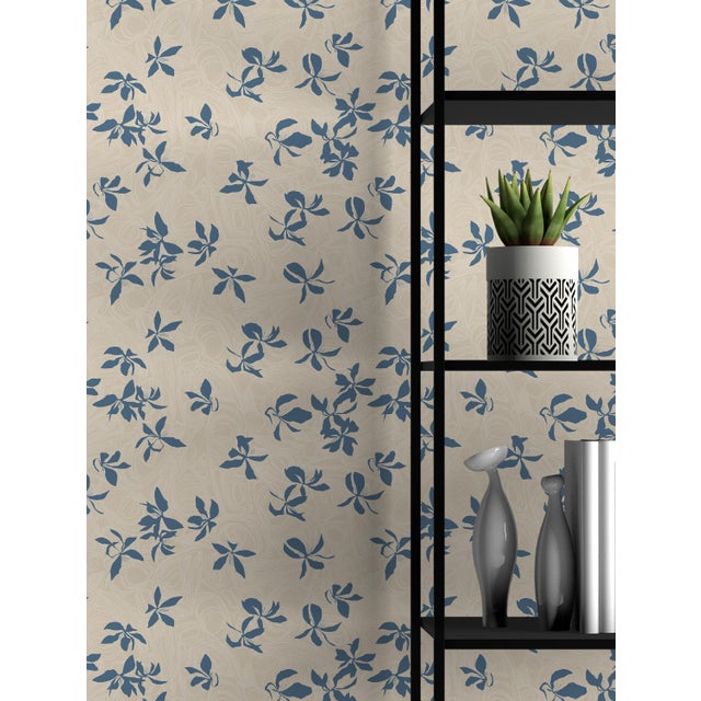 Non-woven fiber-based material with a smooth satin finish. We use the latest digital technology providing the highest...